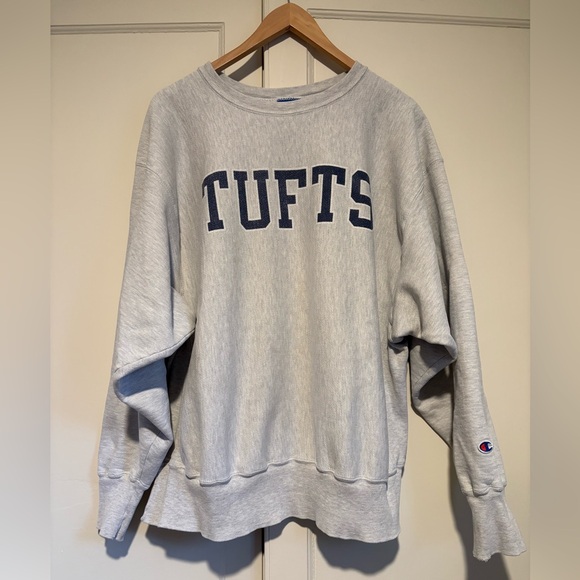 Champion Other - Vintage Champion Tufts Grey Crew Neck Sweatshirt